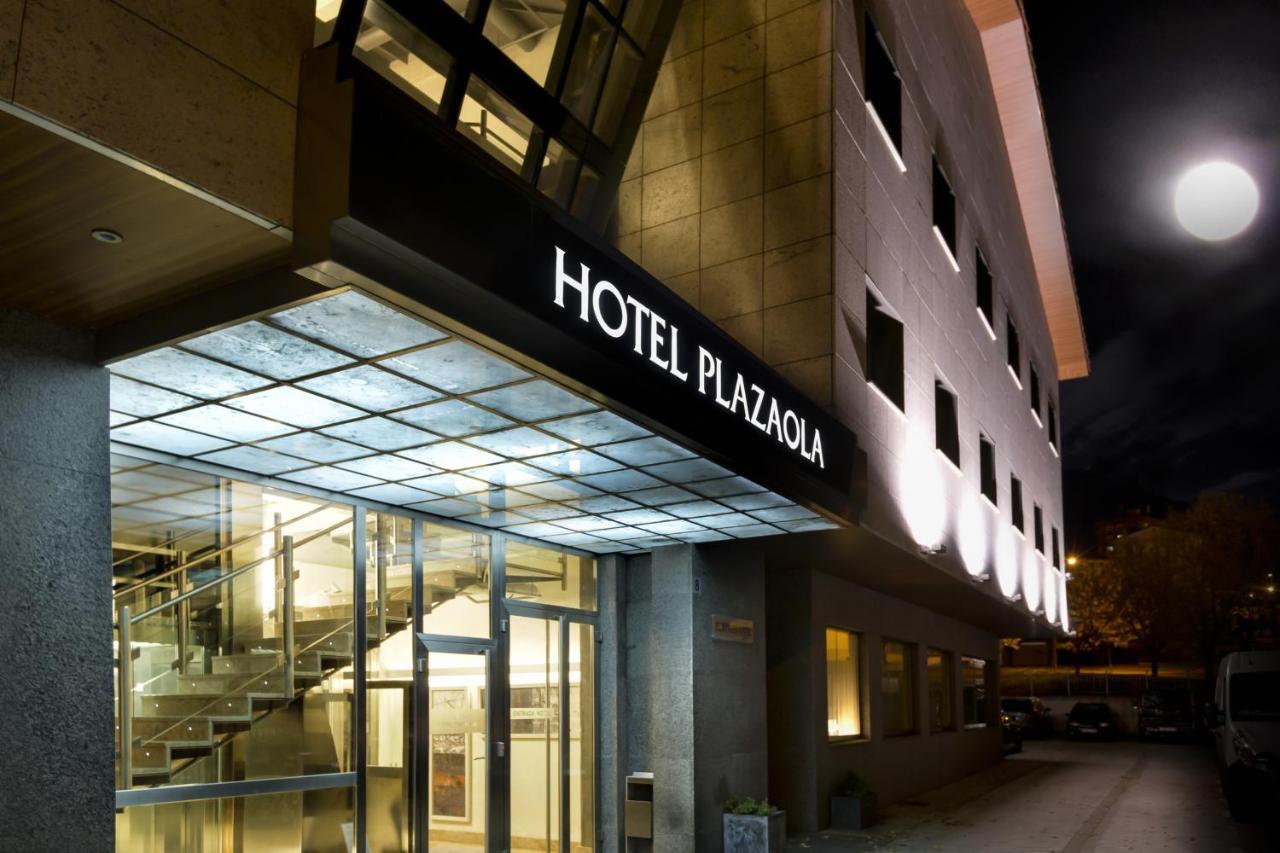 Hotel Plazaola Irurtzun Bagian luar foto