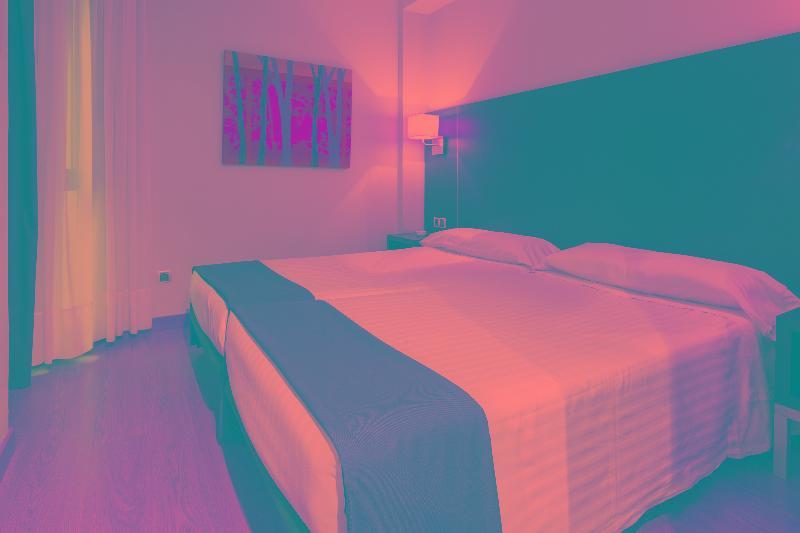 Hotel Plazaola Irurtzun Bagian luar foto