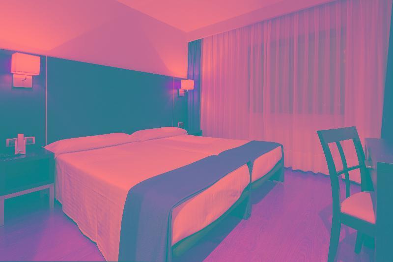 Hotel Plazaola Irurtzun Bagian luar foto